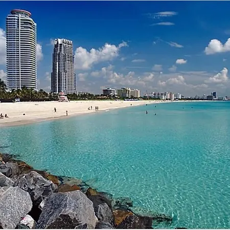 Steps To The Beach! Miami Beach Exterior photo