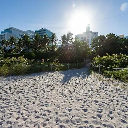 Steps To The Beach! Miami Beach Exterior photo