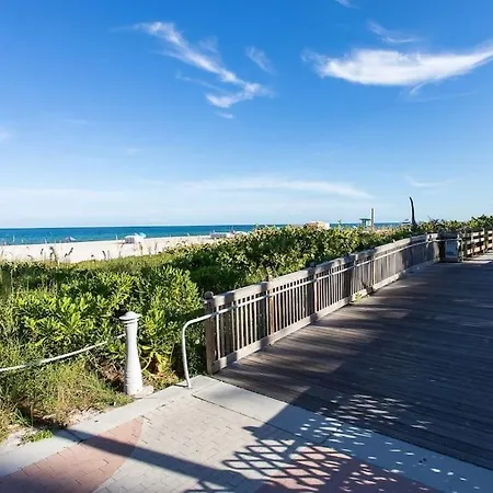 Steps To The Beach! Miami Beach Exterior photo