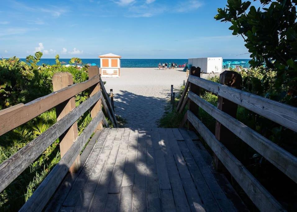Appartamento Steps To The Beach! *